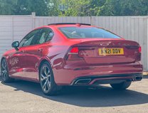 Volvo S60 2.0 B5 MHEV R-Design Saloon 4dr Petrol Hybrid Auto Euro 6 (s/s) (250 ps) 8