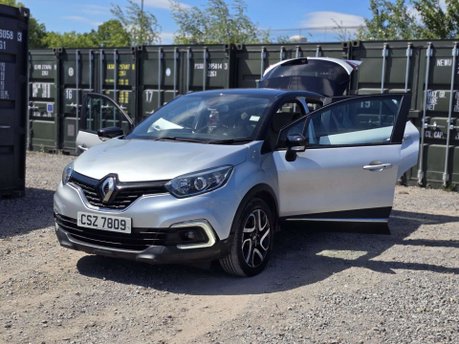 Renault Captur 1.5 dCi ENERGY Iconic SUV 5dr Diesel EDC Euro 6 (s/s) (90 ps) 7