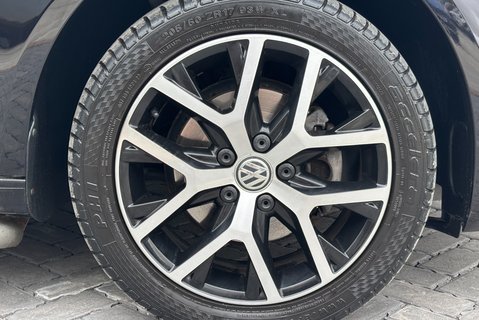 Volkswagen Caddy C20 Tdi Black Edition 32