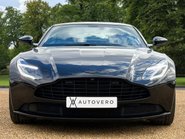 Aston Martin DB11 V8 2