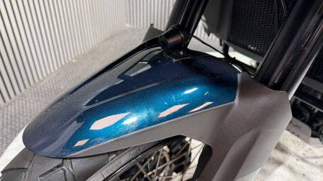 Benelli TRK 502 X 2022 ONLY 10K SIDE BOXES CAR PLAY A2 READY NEW MOT 500CC 27