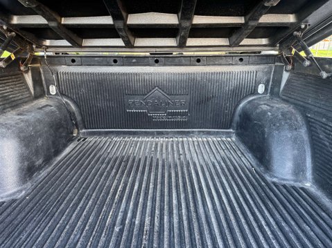 Mitsubishi L200 2.3 L200 Barbarian X DI-D Auto 4WD 6