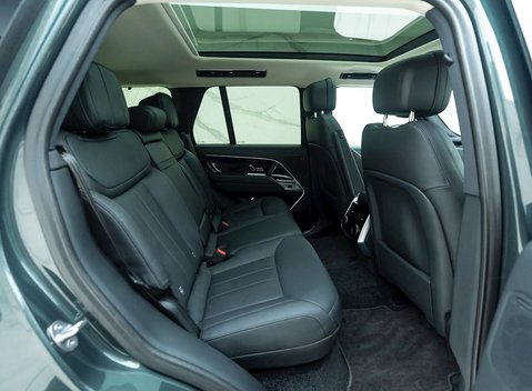 Land Rover Range Rover D350 SE 13