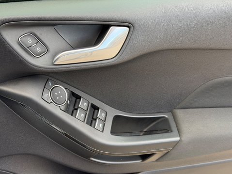 Ford Fiesta TREND 19