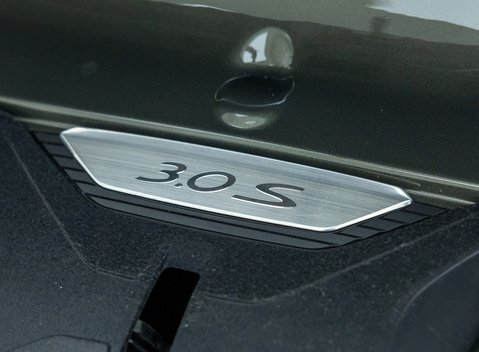 Porsche 911 Carrera 4S (992) 34