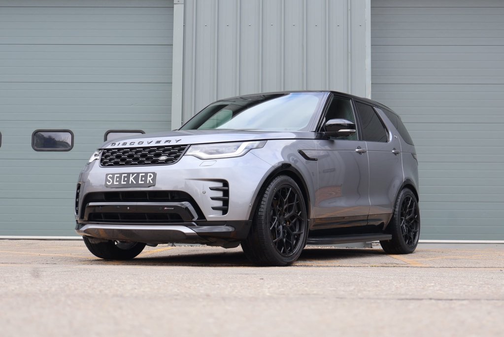 Land Rover Discovery 2023 R-DYNAMIC HSE MHEV GENUINE REAR SEAT CONVERSION URBAN 22 WHEELS  1
