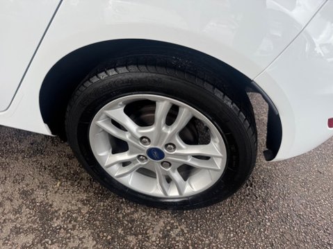 Ford Fiesta 1.25 Zetec Euro 6 5dr 16