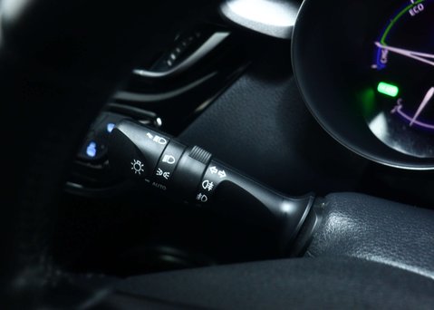 Toyota C-HR 1.8 VVT-h GPF Icon SUV 5dr Petrol Hybrid CVT Euro 6 (s/s) (122 ps) 35