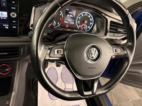 Volkswagen Polo 1.0 SE Euro 6 (s/s) 5dr 27