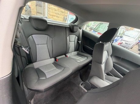 Audi A1 TFSI SPORT 12