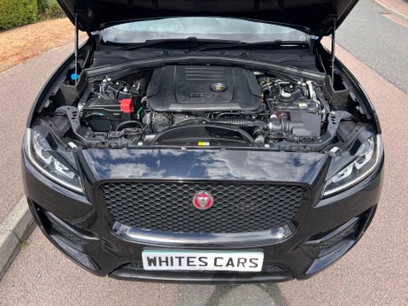 Jaguar F-Pace 2.0 D240 R-Sport Auto AWD Euro 6 (s/s) 5dr 41