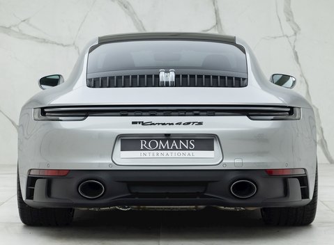 Porsche 911 (992) Carrera 4 GTS 5