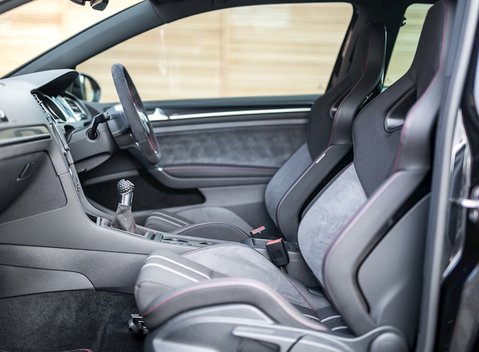 Volkswagen Golf GTi Clubsport S 13