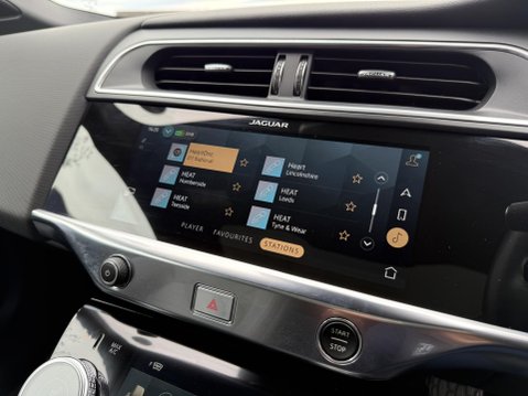 Jaguar I-Pace 400 90kWh R-Dynamic SE Black SUV 5dr Electric Auto 4WD (400 ps) 44