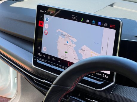 Volkswagen Golf GTI CLUBSPORT TSI DSG 12