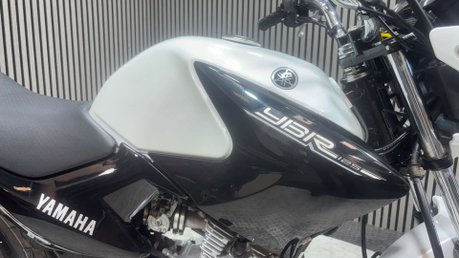 Yamaha YBR 125 2014 ONLY 2K SPARES OR REPAIR 125CC PROJECT BIKE 13