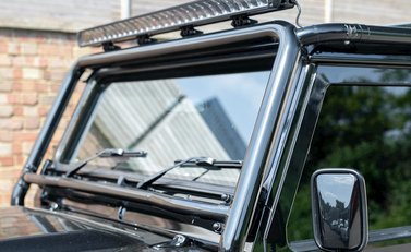 Land Rover Defender 90 XS T40S 27