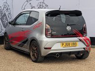 Volkswagen Up TSI up! GTI 7