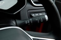 Renault Clio ICONIC TCE 17