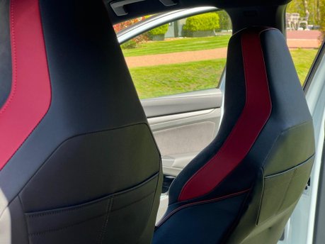 Volkswagen Golf GTI CLUBSPORT TSI DSG 20