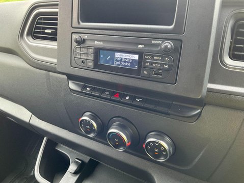 Vauxhall Movano 2.3 L3H2 F3500 135 BHP 18