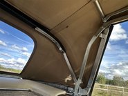 Mercedes-Benz SL Series 230 SL 81