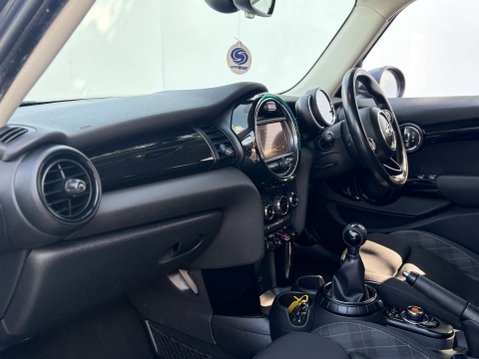 Mini Hatch 2.0 Cooper S 5dr 57