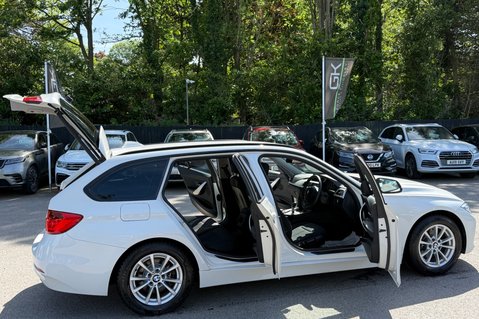 BMW 3 Series 320I SE TOURING AUTOMATIC -APPLE CAR PLAY -CAMERAS -XENONS -LOW MILEAGE 22