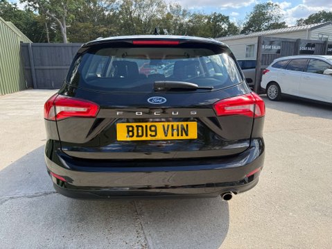 Ford Focus 1.5 Focus Zetec TDCi 5dr 6