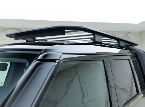 Land Rover Defender 110 D250 First Edition 27