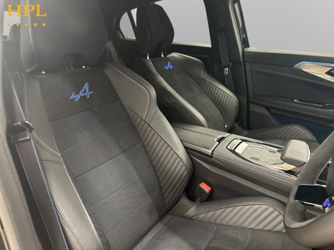 Renault Rafale 1.2 E-TECH 22kWh techno esprit Alpine SUV 5dr Petrol Plug-in Hybrid Auto 4W 11