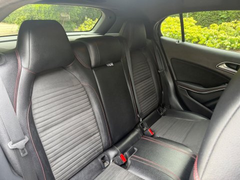Mercedes-Benz GLA 1.6 GLA200 AMG Line Edition 7G-DCT Euro 6 (s/s) 5dr 16