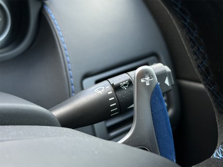 Aston Martin Vantage S V12 69