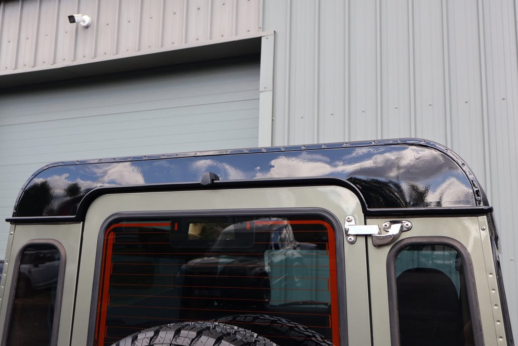 Land Rover Defender 90 HARDTOP HUGE SPEND 4 SEATER WITH SEEKER STYLING BESPOKE BUILD  22