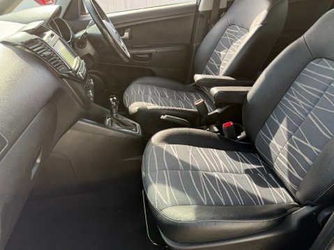 Kia Venga 4 AUTOMATIC 30