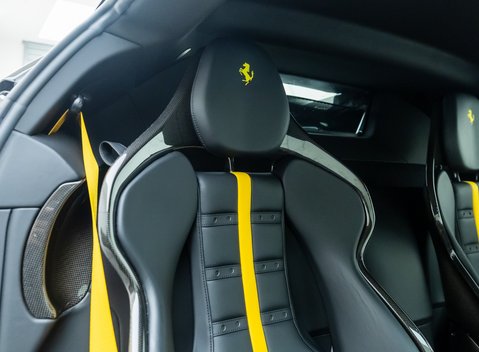 Ferrari SF90 Stradale 12