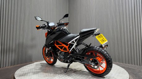 KTM 390 DUKE 2018 ONLY 11K GREAT LOOKING A2 READY ENDURO BIKE 390CC 26