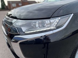 Mitsubishi Outlander 2.4 Outlander Dynamic PHEV CVT 4WD 5dr 89