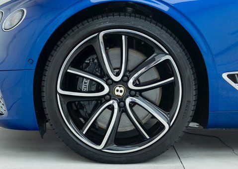 Bentley Continental GT W12 Convertible First Edition