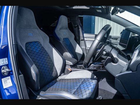 Volkswagen Golf 2.0 Golf R Black Edition TSi 4Motion Semi-Auto 4WD 5dr 10