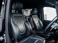 Mercedes-Benz V Class 2.0 V300d AMG Line MPV 5dr Diesel G-Tronic+ Euro 6 (s/s) XLWB (237 ps) 3