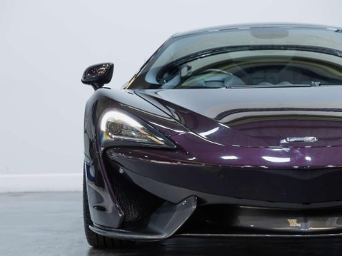 McLaren 570 3.8T V8 Coupe 2dr Petrol SSG Euro 6 (s/s) (570 ps) 12