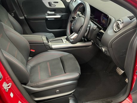 Mercedes-Benz GLA Class GLA 220D 4M AMG Line Premium Plus Auto Diesel PAN ROOF/MEMORY SEATS/360 CAM 3