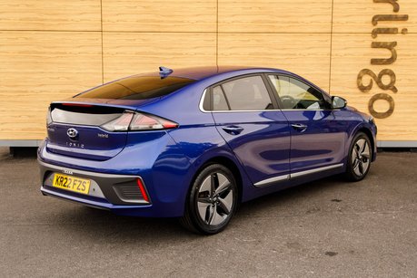 Hyundai IONIQ PREMIUM SE MHEV