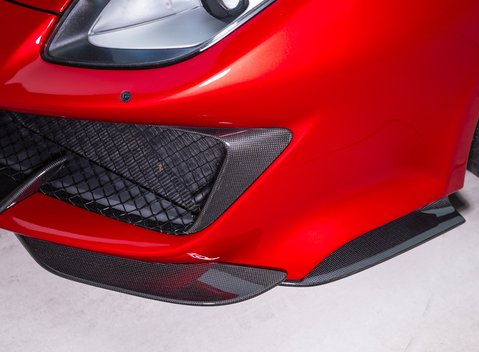 Ferrari 488 Pista 29