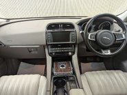 Jaguar F-Pace 2.0 F-PACE Portfolio AWD D Auto 4WD 5dr 53