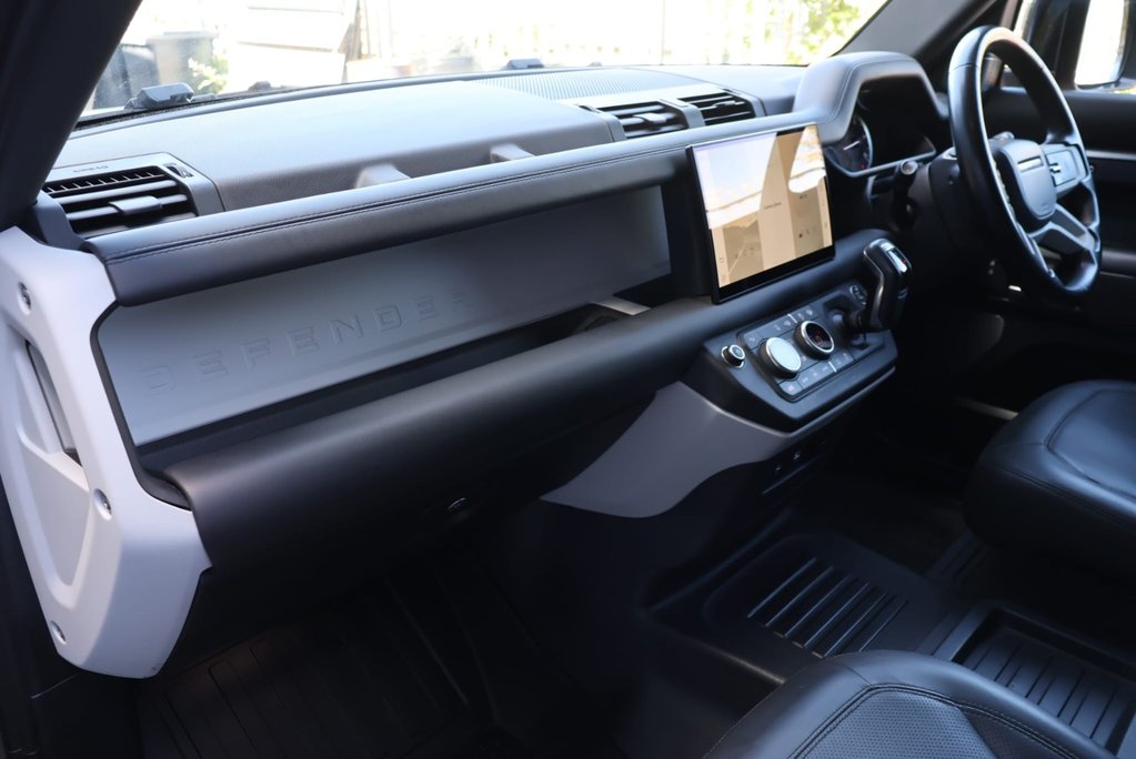 Land Rover Defender 110 HARD TOP MHEV expedition model ask about rear seat conversion 22