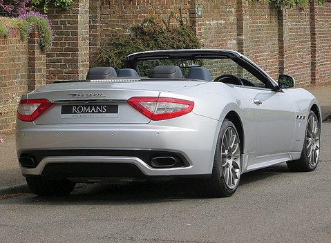 Maserati Grancabrio Sport 4