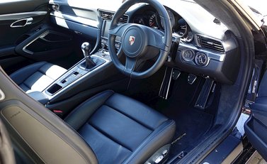 Porsche 911 (991) Carrera S 11