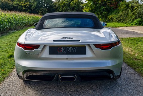 Jaguar F-Type F-Type I4 R-Dynamic 22